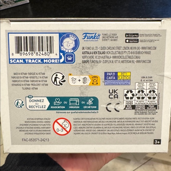 Funko 8-Bit Black Panther Figure - Black and Gray - Picture 3 of 3